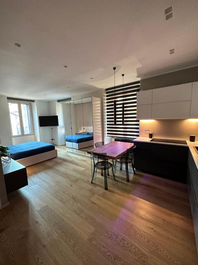 Lr Deluxe Apartments - Fondazione Prada - Metro M3 Милано Екстериор снимка