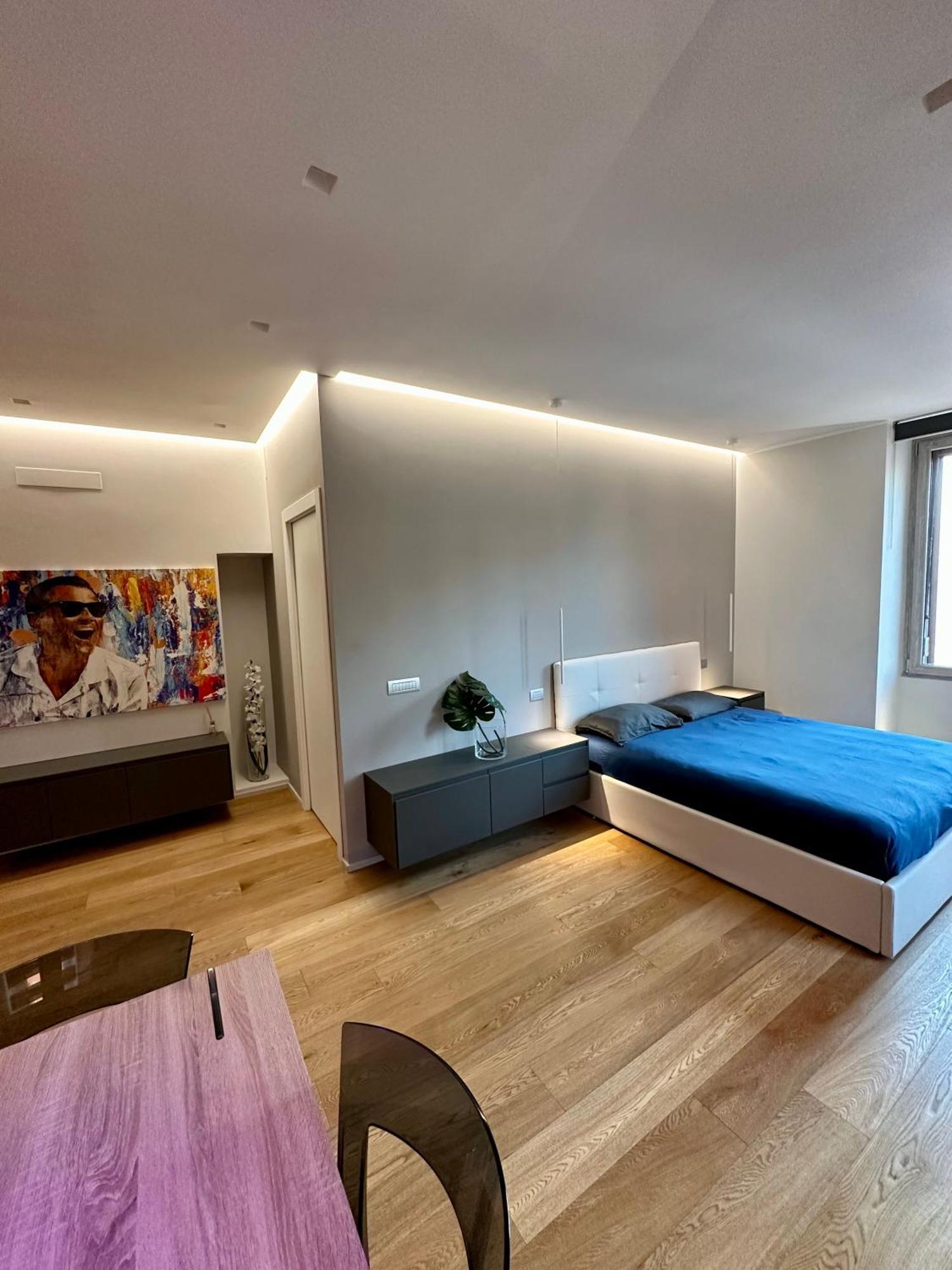 Lr Deluxe Apartments - Fondazione Prada - Metro M3 Милано Екстериор снимка